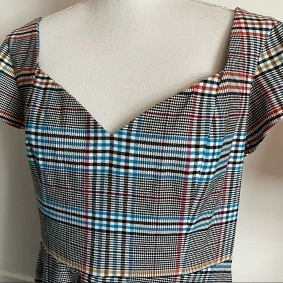Moulinette Soeurs Anthropologie • Plaid Multi Colored Finley Dress - Picture 9 of 11